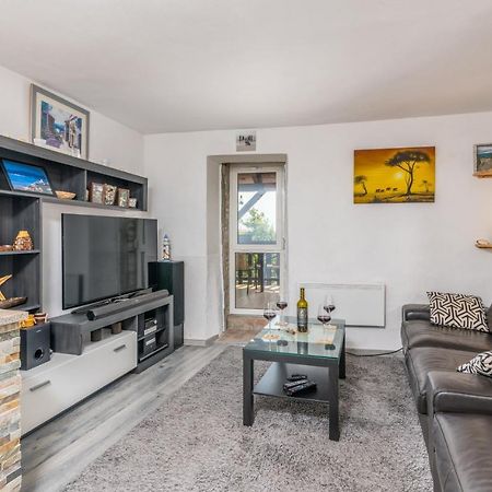 Stone House Knez Apartment เวอร์บนิค ภายนอก รูปภาพ