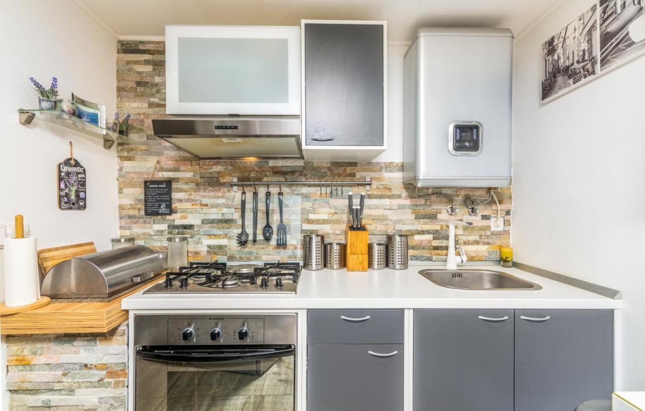 Stone House Knez Apartment เวอร์บนิค ภายนอก รูปภาพ